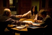 Elias Koteas, Kyle Gallner et Amanda Crew dans Le dernier rite (2009)