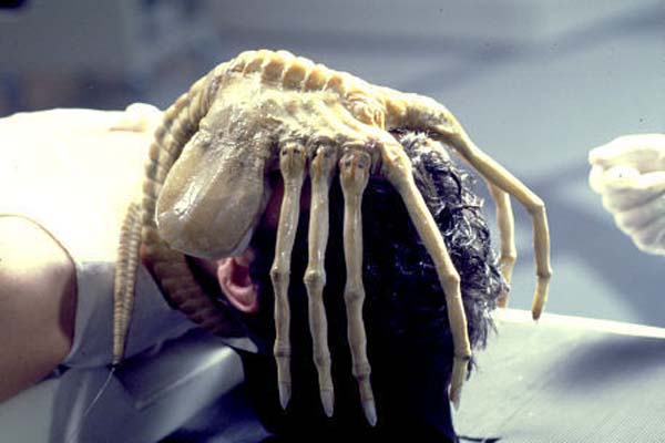 John Hurt dans Alien - Le 8ème passager (1979)