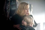 Nicole Kidman et Jackson Bond dans The Invasion (2007)