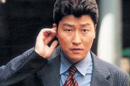 Han Suk-kyu dans Shiri (1999)
