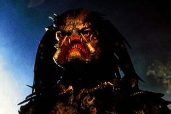Kevin Peter Hall dans Predator (1987)