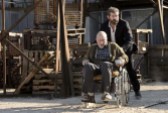 Patrick Stewart et Hugh Jackman dans Logan (2017)