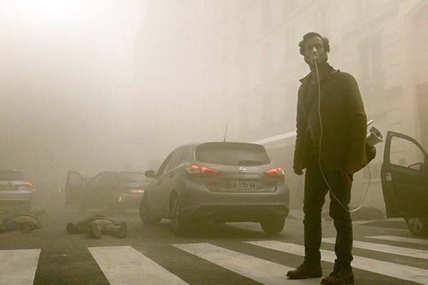 Romain Duris dans Dans la brume (2018)
