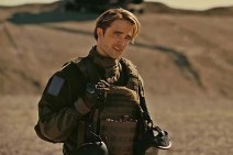 Robert Pattinson dans Tenet (2020)
