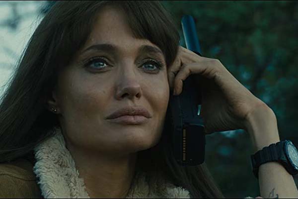 Angelina Jolie dans Those Who Wish Me Dead (2021)